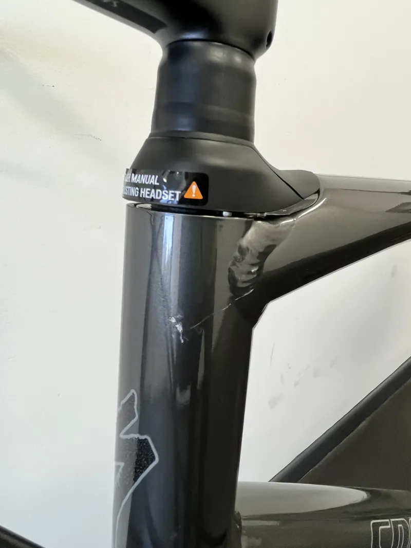 EX-DISPLAY Specialized Sirrus X 4.0 Hybrid Bike EXTRA LARGE 2023 in Gloss Smoke Grey-3